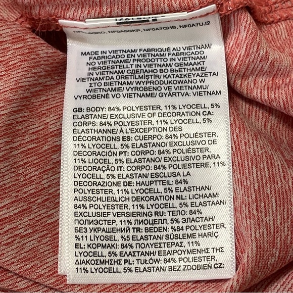 THE NORTH FACE  EA Dawndream Relaxed Short Sleeve in Slate Rose Heather - Picture 7 of 7